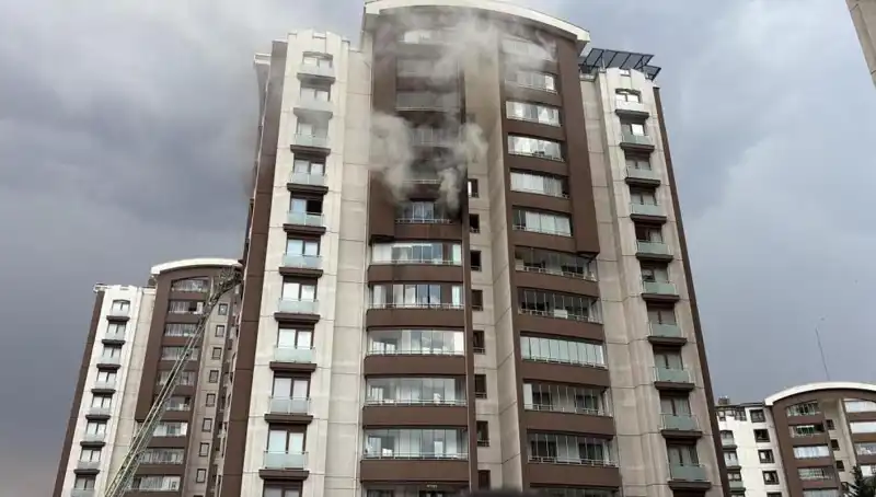 Ankara'da Yangın Faciası: 14 Katlı Binada Can Pazarı Yaşandı
