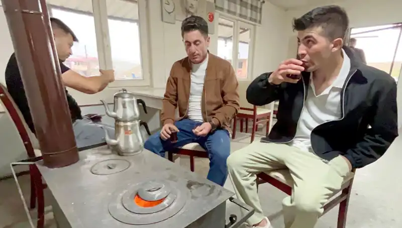Yaz ortasında soba yakan ilde şaşırtıcı sıcaklıklar