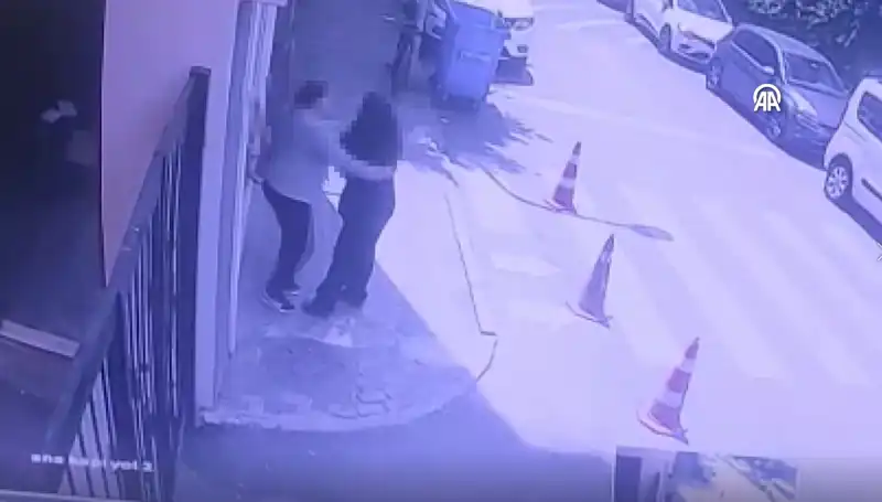 İstanbul'da Lise Tuvaletinde Aniden Patlayan Dehşet Olayı