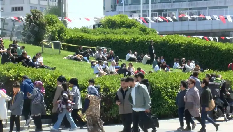 Taksim'de Deprem Yoğunluğu: Ne Oluyor, Neden Bu Kadar Endişe Verici?