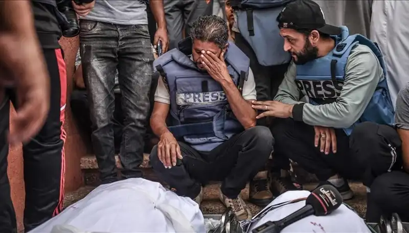 Gazze’deki Gazeteciler: Soykırım Eylemlerine Tanıklık Eden Sesler