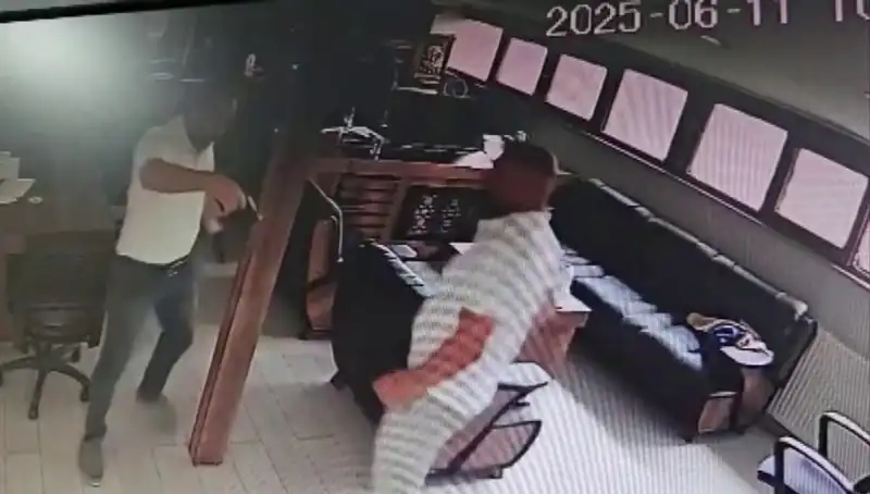 Alacak Verecek Davasında Dehşet: Kalfa, İş Adamını Hayatından Etti