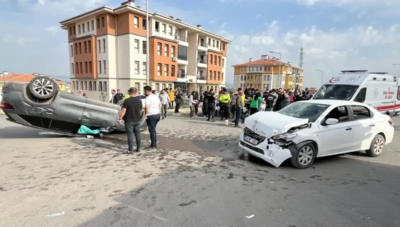Nurdağı’nda Feci Kaza: 6 Çocuk Ve 9 Yaralı, Acil Durumlar Değerlendiriliyor!