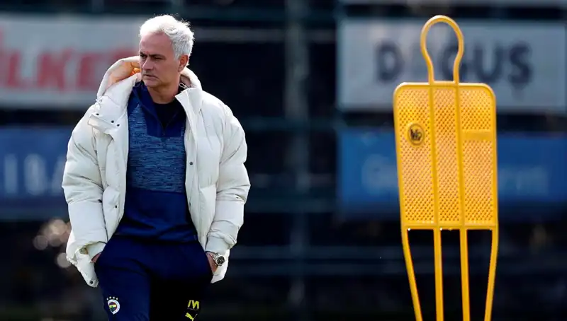 Mourinho’nun Stratejisi: Futbol Dünyasında Bir Numara Olmanın Sırrı