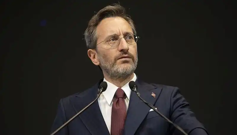 Fahrettin Altun, Özgür Özel’in Açıklamalarına Sert Bir Yanıt Verdi