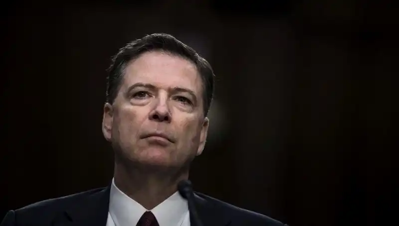 FBI’ın Eski Şefi Trump'ı 4 Rakamla Tehdit Etti mi? Akıl Almaz Paylaşım!