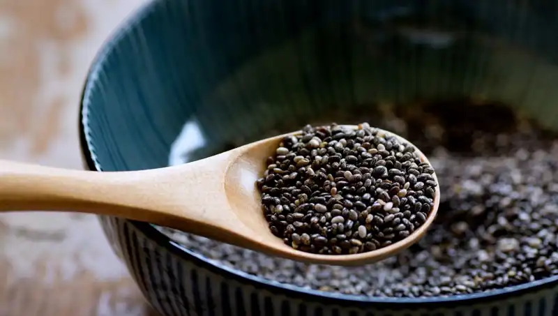 Chia Tohumu Tüketiminde Dikkat Edilmesi Gerekenler: Fazlası Zararlı mı?