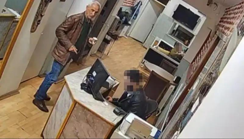 Özgür Özel'e Saldıran Selçuk Tengioğlu'nun Skandal Görüntüleri Ortaya Çıktı