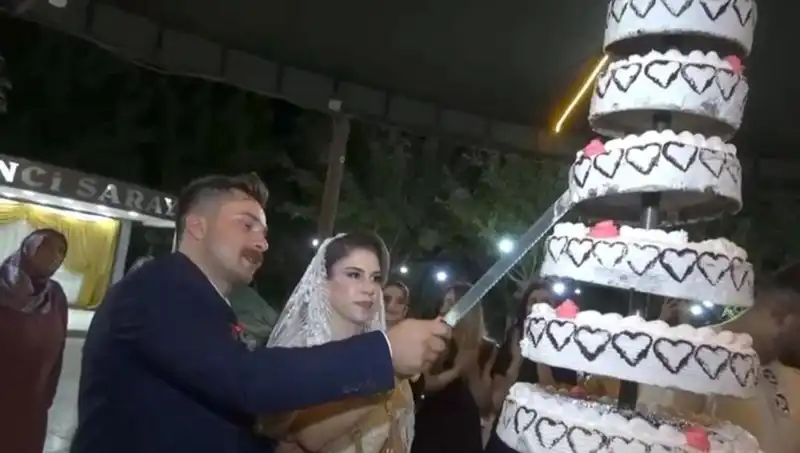 Düğünlerin Neşesi: Bir Kutlama, Neden Hastaneye Dönüşüyor?