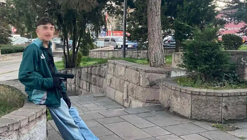Yol Verme Kavgası: Üç Kardeş ve Baba Hapse Girdi
