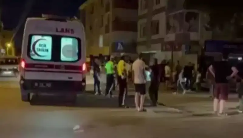 Alkollü Sürücünün Dehşet Anları: Yayaları Kamyonetle Ezdi!