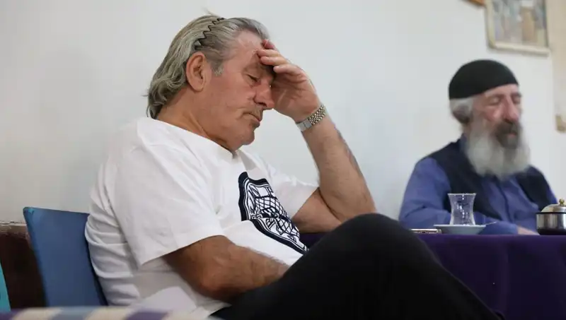 Yıllardır "Uyutan Kahvehane": Sesler Arasında Kaybolmuş Bir Dünya