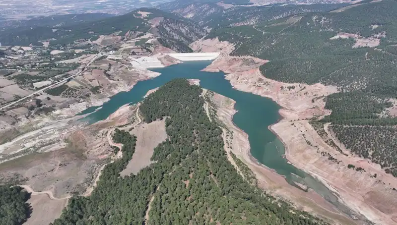 Denizli'de Su Krizi Kapıda: Doluluk Oranı Yüzde 23'e Düşerken Acil Önlemler Alınmalı!