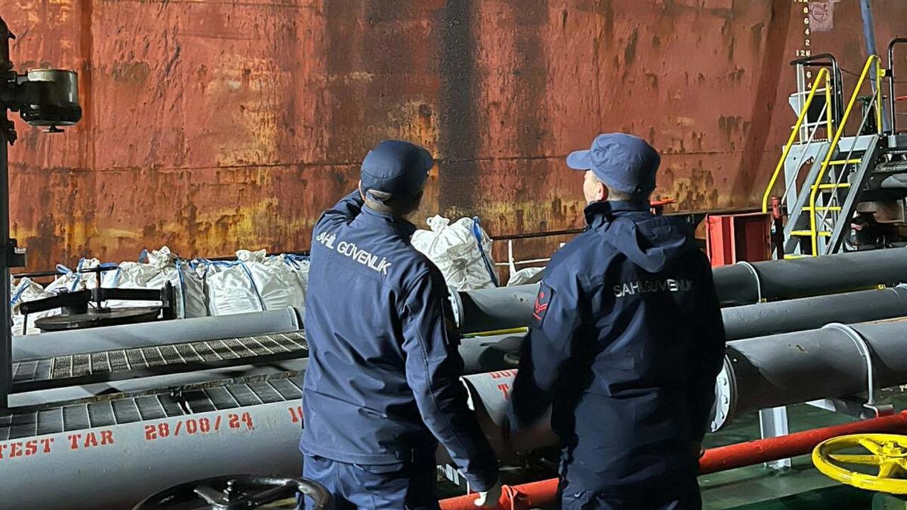 Denizi Kirleten Gemiye 39 Milyon Lira Ceza