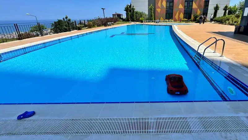 Samsun'da Trajik Olay: 4 Yaşındaki Çocuk Akülü Arabasıyla Havuzda Can Pazarı Verdi
