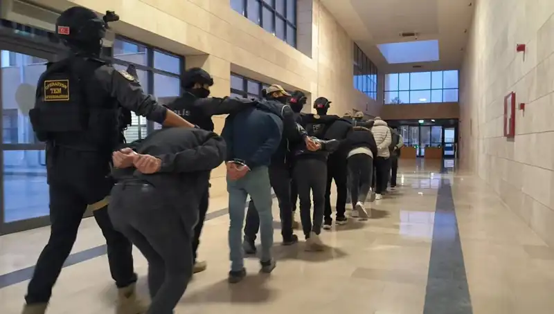 47 İlde İnsansız Drone Destekli DAEŞ Operasyonu: 298 Şüpheli Yakalandı