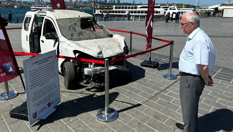 15 Temmuz Darbe Girişiminde Tankın Ezdiği Araçlar Sergileniyor