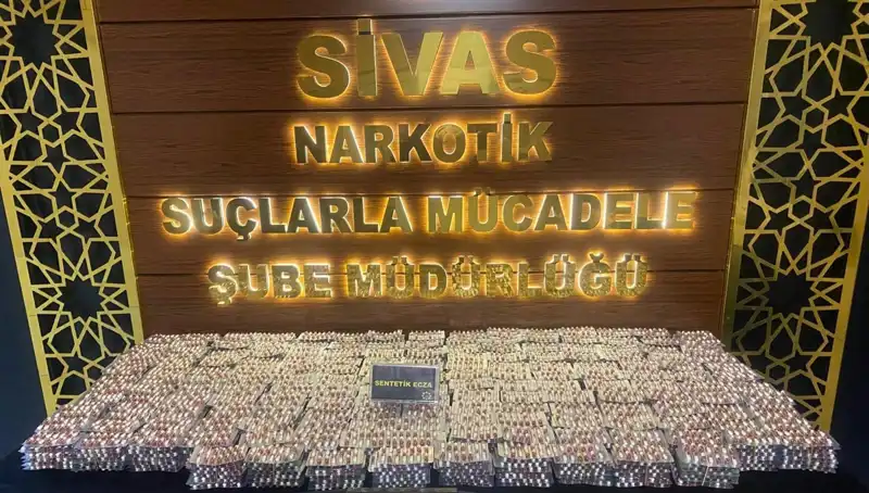 Sivas’ta Uyuşturucu Operasyonu: Nashir Çetesi Çökertildi, 5 Kişi Tutuklandı
