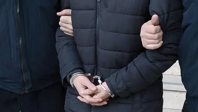 Sakarya'da 32 Yıl Sonra Polise Teslim Olan Aranan Şahıs