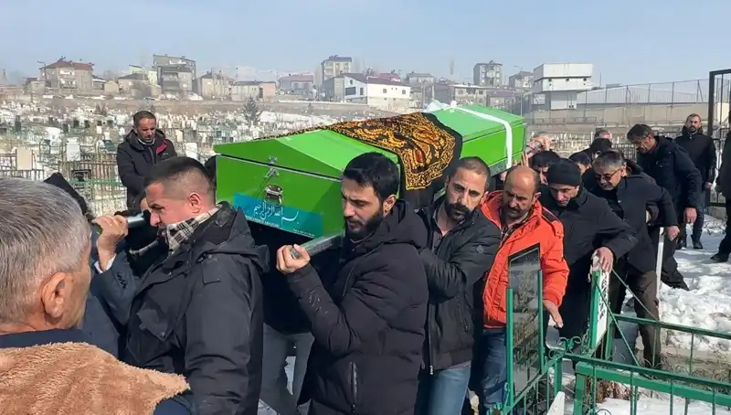 Elektrik Akımına Kapılan Genç Kızın Şok Edici Ölümü Türkiye'yi Yasa Boğdu