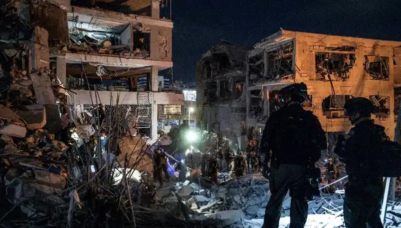 İran, İsrail’deki 22 Binayı Yıkılacak Hale Getirdi: Gerilim Tırmanıyor