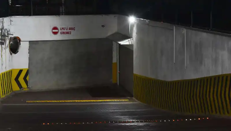 Sitedeki Husumet Kanlı Sonuçlandı: Cinayet Komşuları Korkuttu