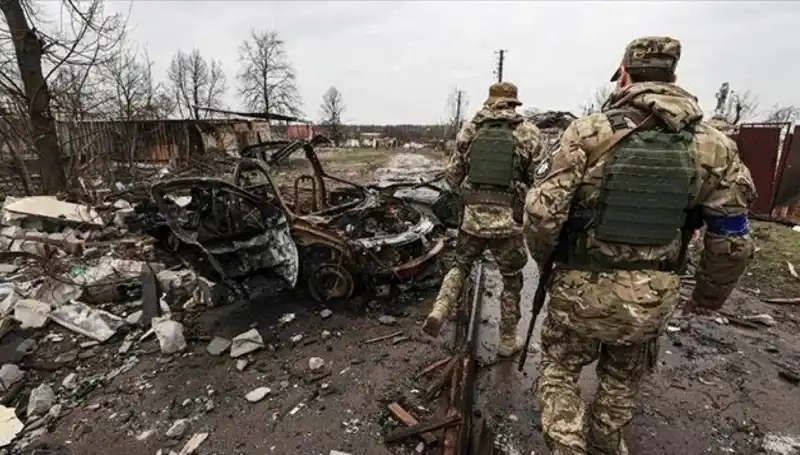 Rusya, Luhansk'ta Tam Kontrol Sağladı: Askeri Stratejinin Yeni Boyutu