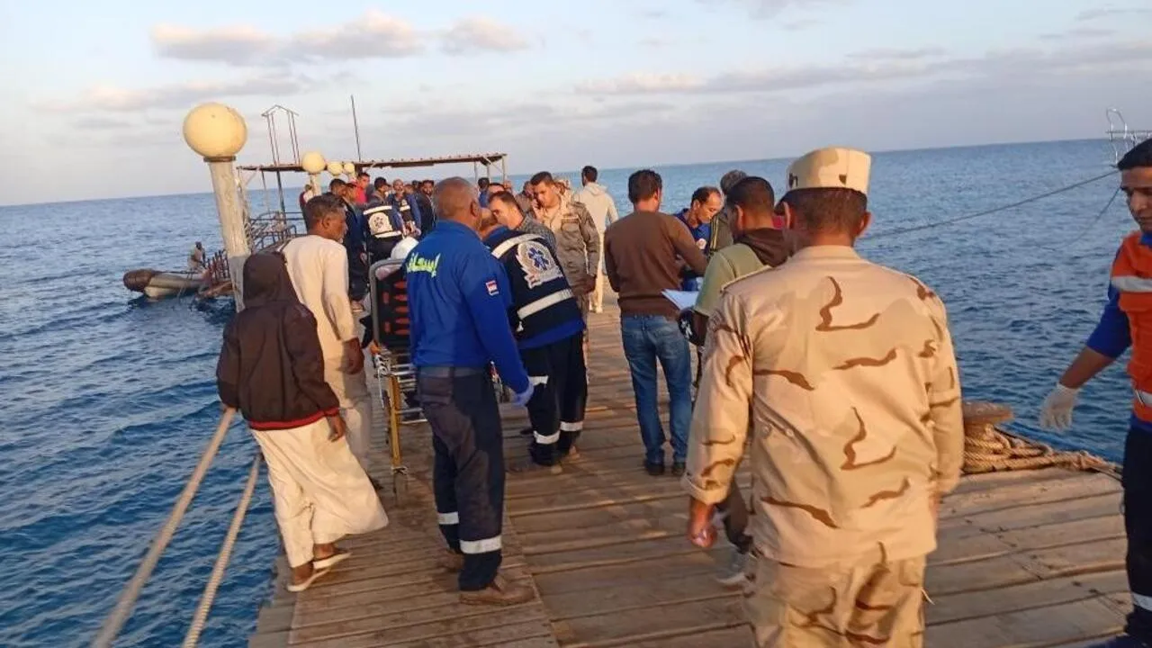 Mısır’da Batan Turist Teknesinde 4 Kişinin Cansız Bedenine Ulaşıldı