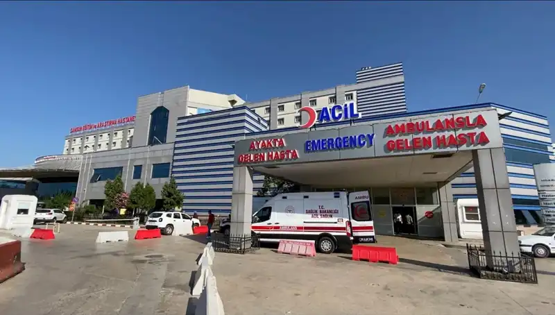 Zehirli Tavuk Skandalı: 225 İşçi Hastaneden Taburcu Oldu