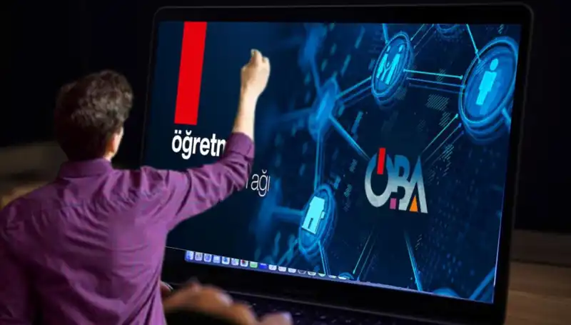 Öğretmen Seminerlerinin Geleceği: Online mı Yüz Yüze mi?