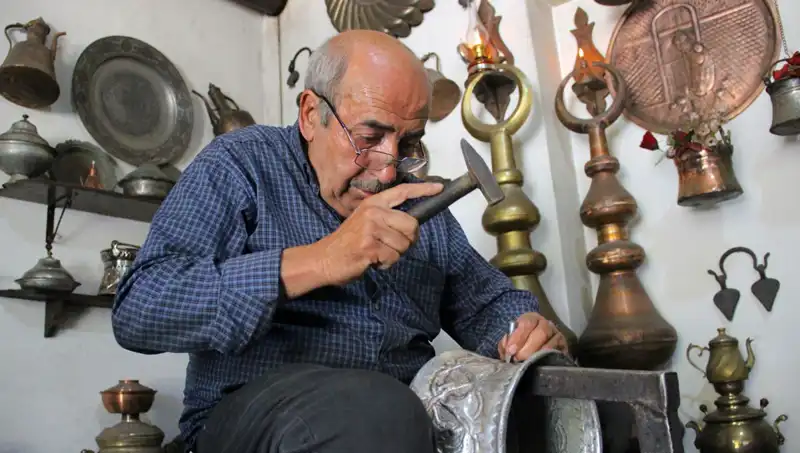 Yarım Asırdır Sanatla Buluşan Meslek: 50 Yılın Hikayesi