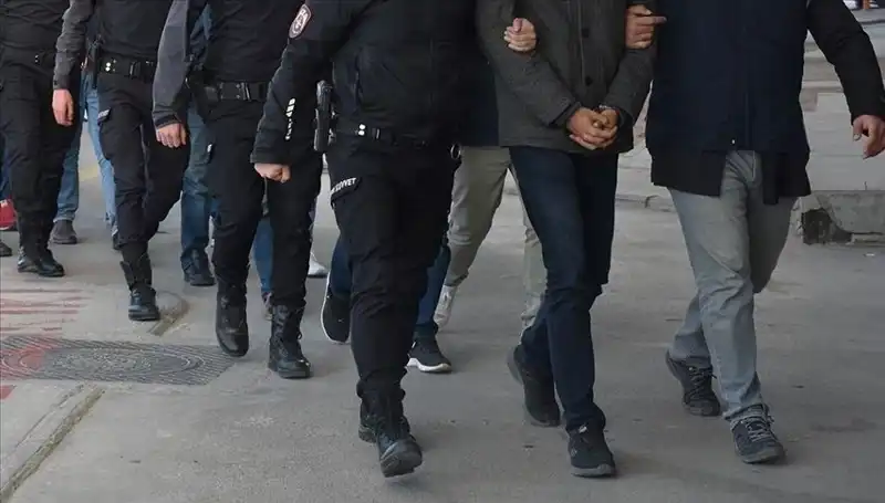 FETÖ ile Mücadelede Yeni Adım: 5 İlde Gerçekleşen Operasyonla 10 Kişi Gözaltına Alındı