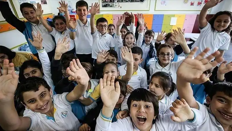 9 Günlük Tatilin Ardından Okullar Yeniden Açılıyor!