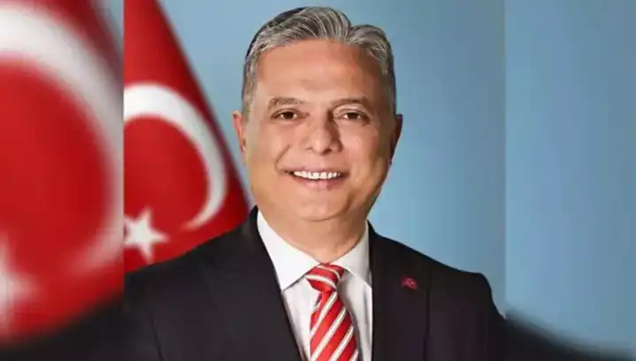 CHP Genel Başkan Adayı Ümit Uysal: Siyasal Kariyerinin Yükselişi ve Vizyonu