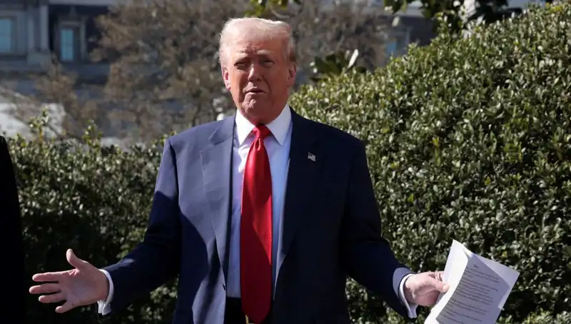 Trump'tan Seyahat Yasakları: 43 Ülke Listesi Açıklandı!