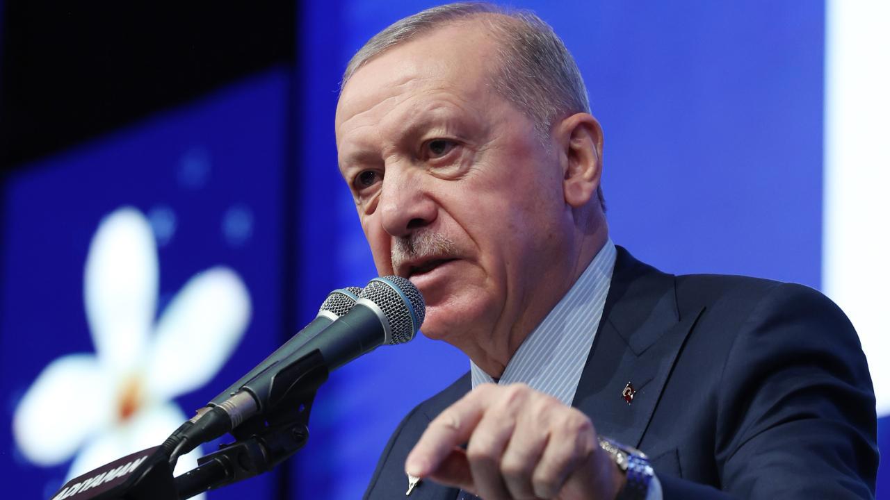 Erdoğan: Deprem Bölgesinde Evine Girmeyen Vatandaşlar İçin Taahhütte Bulundu