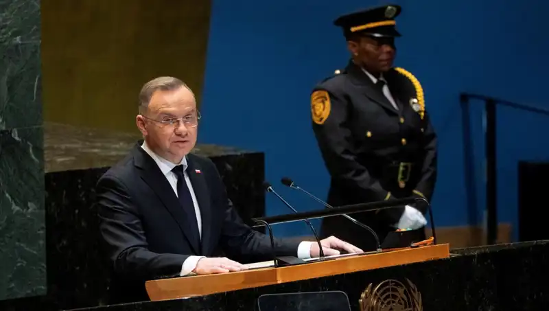 Polonya Cumhurbaşkanı Duda'nın Daveti: "ABD, Nükleer Silahları Ülkemize Yerleştirsin!"