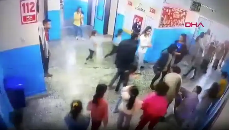 Öğrencinin Hayatını Kurtaran Müdür Yardımcısı: Bir Kahramanlık Hikayesi