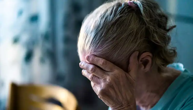 Nöroloji Uzmanı Açıkladı: Alzheimer'a Yol Açan Alışkanlıklar Nelerdir?