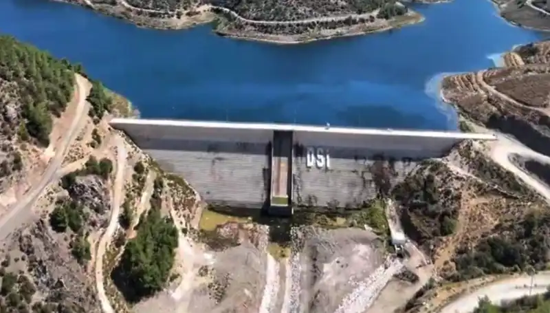 Çeşme'de 2023 Yazında Su Kesintileri Son Buluyor: İyi Haber Geldi!