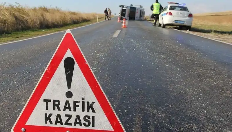 Niğde'de Zincirleme Kaza: 16 Kişinin Yaralandığı Feci Olay