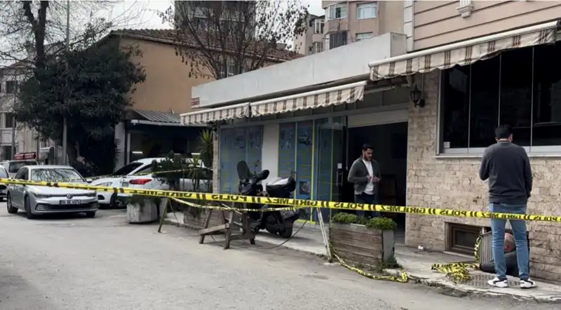 İstanbul'da Oto Tamircisi İş Yerinde Hayatını Kaybetti: Olayın Ayrıntıları