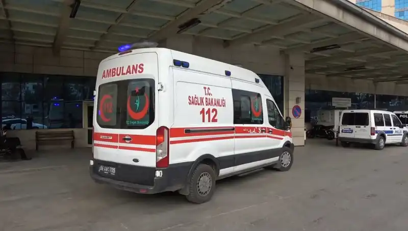 Bir Kadın, Beraber Yaşadığı Adamı Neden Bıçakladı? Gizemli Olayın Perde Arkası