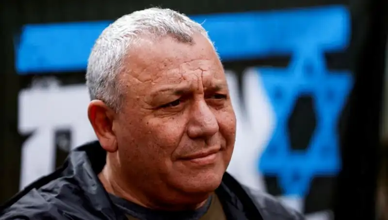 İsrail’de Siyasi Deprem: Gadi Eisenkot İstifa Etti ve Ülkeyi Sarstı