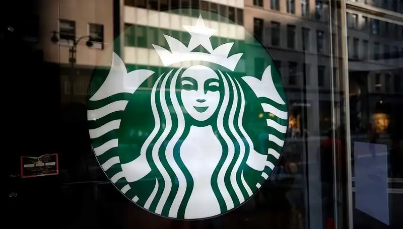 Starbucks'ın Küresel Satışları Düştü: Nedenleri ve Sonuçları Üzerine Analiz