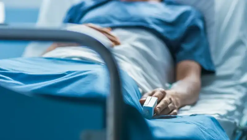 10 Yıldır Sadece Su Tüketen Kadın, Hastalığını Anlattı: Duykunuzu Zorlayacak Bir Hikaye