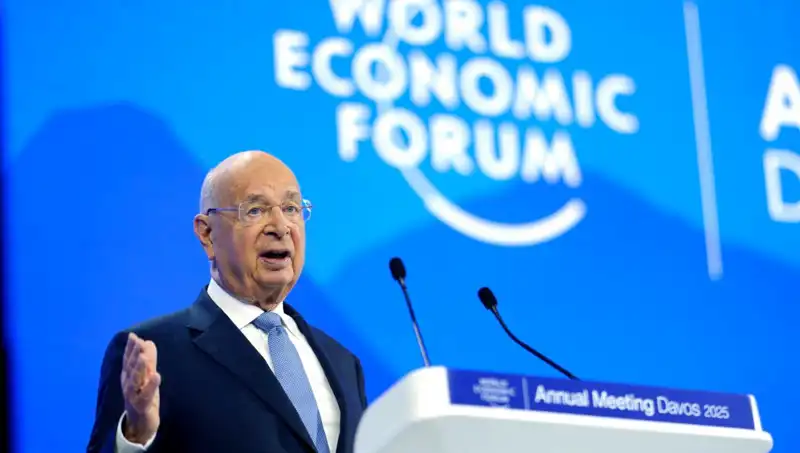 Davos’un Kurucusu Klaus Schwab İstifa Etti: Global Ekonomi Üzerindeki Etkileri Neler Olacak?