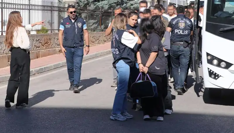 6 İlde Sarsıcı Skandal: 12 Milyonluk Escort Dolandırıcılığı Ortaya Çıktı!