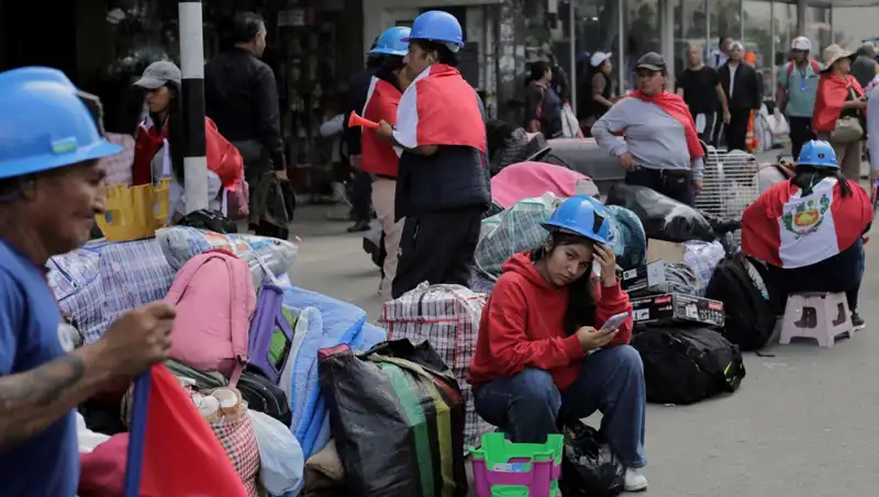 Peru'da Madenciler Sokaklarda, Protestolar Büyüyor