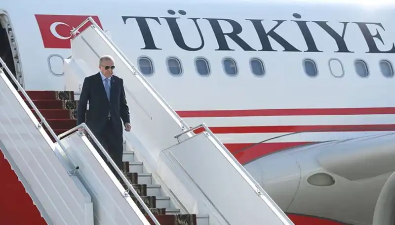 Cumhurbaşkanı Erdoğan İtalya'dan Dönüşüyle Yeni Politika Stratejilerini Açıkladı